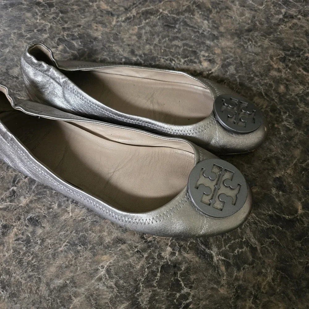 Tory Burch Minnie Ballet Flat Leather Metallic Silver US 9